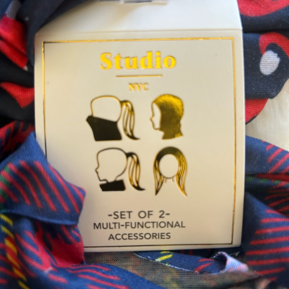 NWT Studio NYC Multi-Functional Accessories Set - Picture 2 of 3